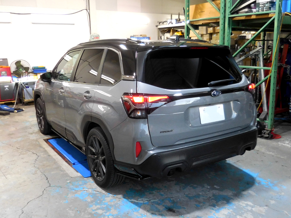 スバル フォレスタ SL5 ターボ イメージ