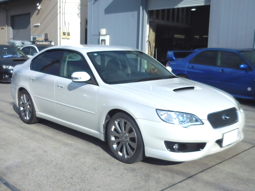 スバル レガシィ 2.0Lターボ 6MT *委託車